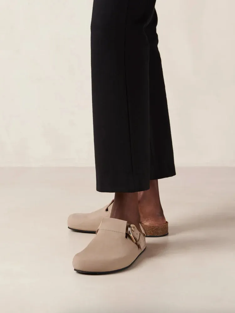 ALOHAS | TRAVIS MULE