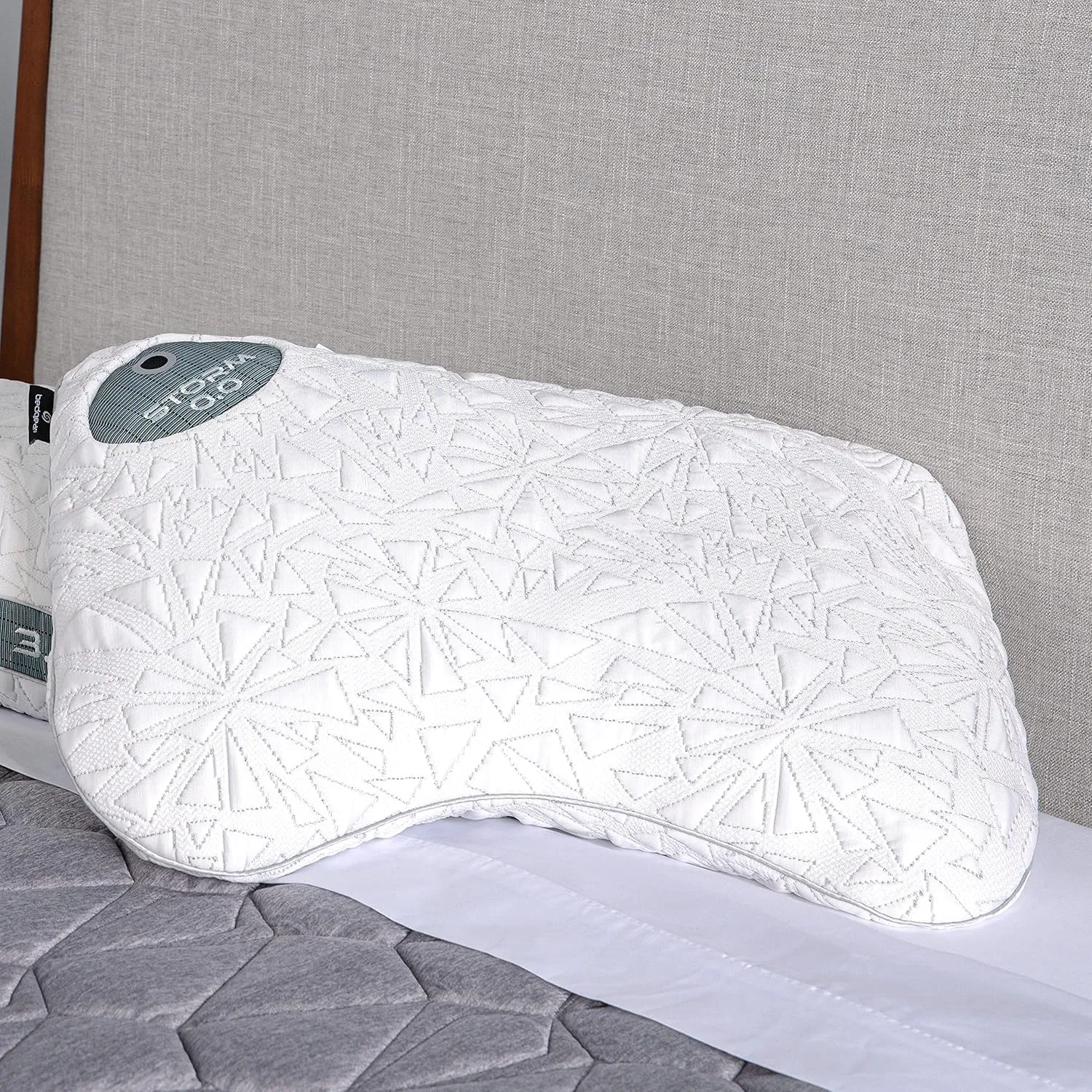 Bedgear Storm Cuddle Curve Performance Pillow - Size 0.0 - Cooling Bed Pillow for Side Sleepers - Medium Firmness- Washable and Removable Cover - 20" W x 26" L