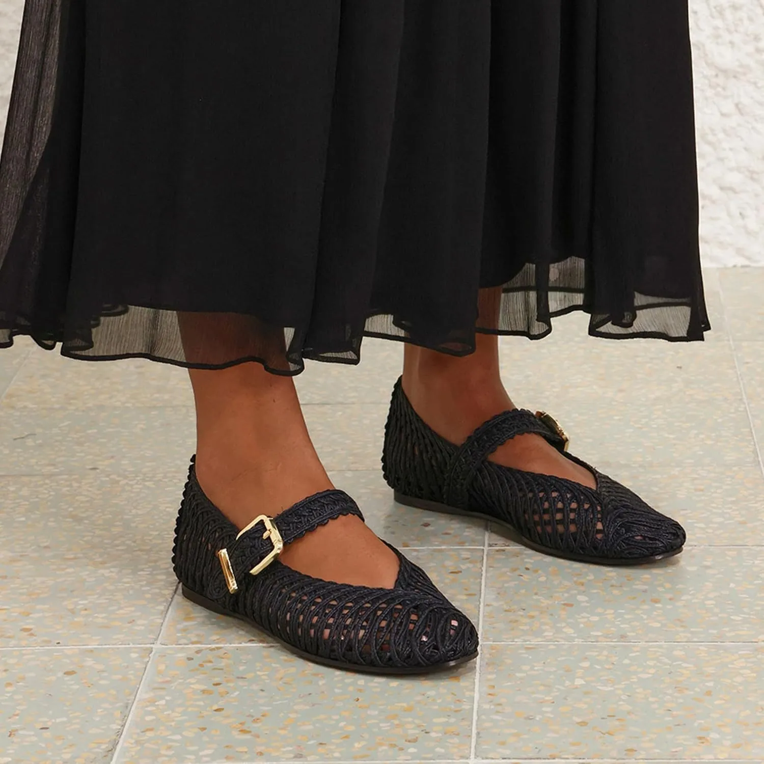 Crochet Shoes for Women Comfortable Ballet Flats with Breathable Embroidery Thread Round Toe Pull-On Design Fashionable Footwear
