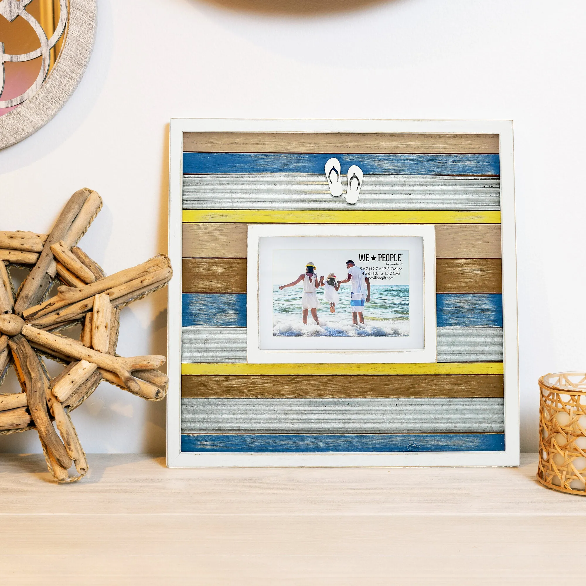 Flip Flops 14" x 14" Frame (Holds 6" x 4" or 7" x 5" Photo)
