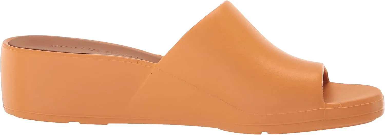 Gentle Souls by Kenneth Cole Women's Gisele Eva Wedge Sandal Heeled