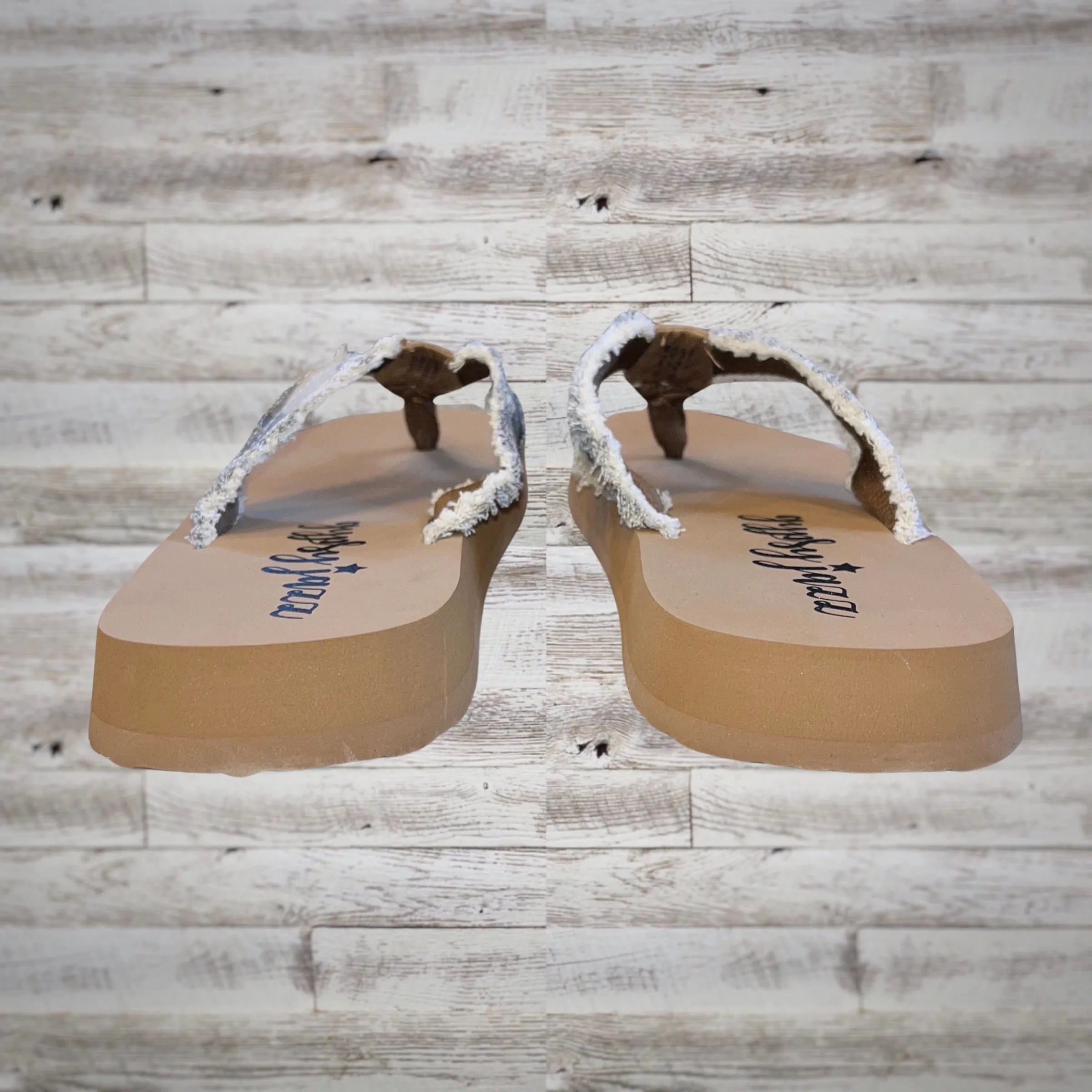 Gypsy Jazz Fringe Flatform Flip Flop Sandals in Camo