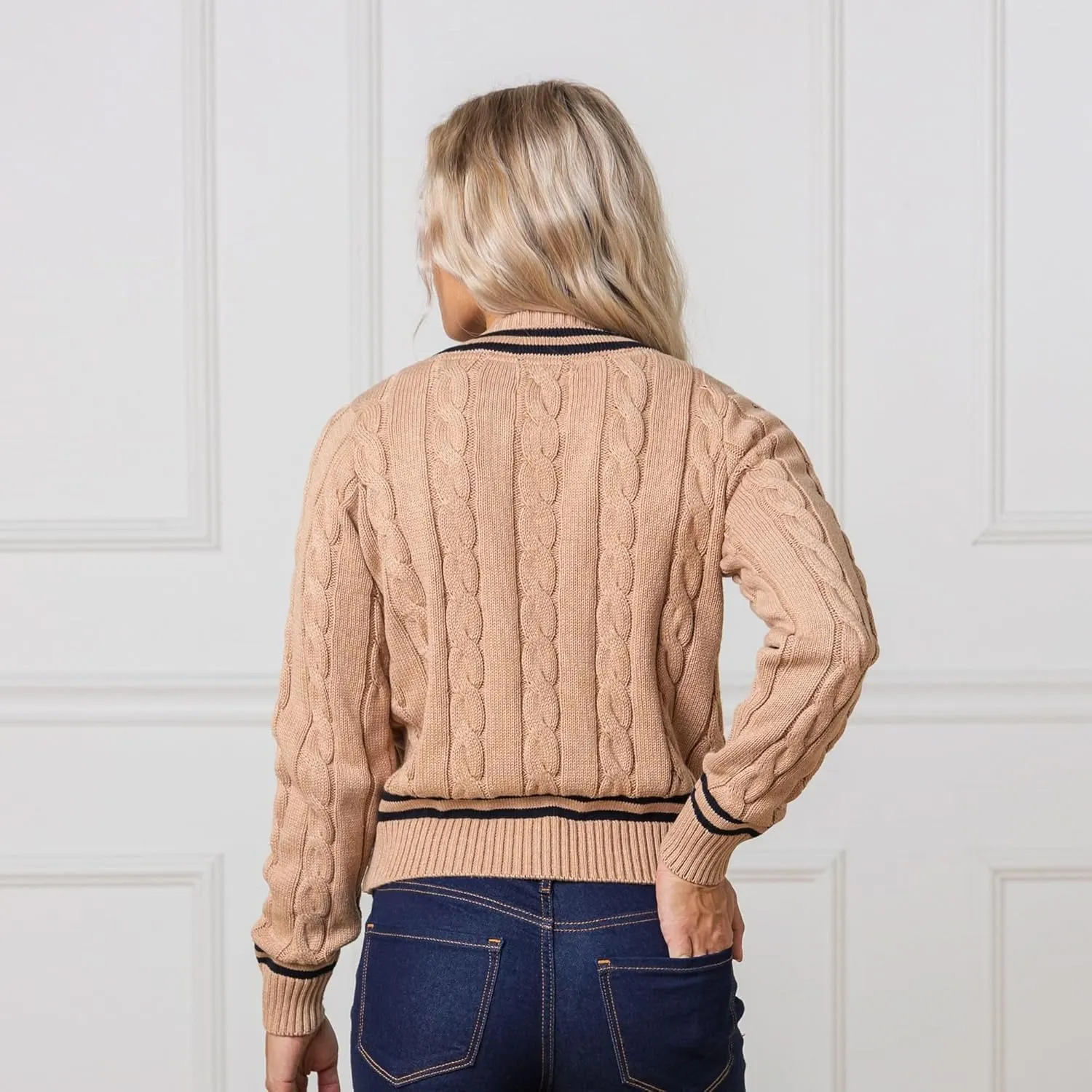 Hope & Henry Women's Long Sleeve Fine Gauge V-Neck Sweater