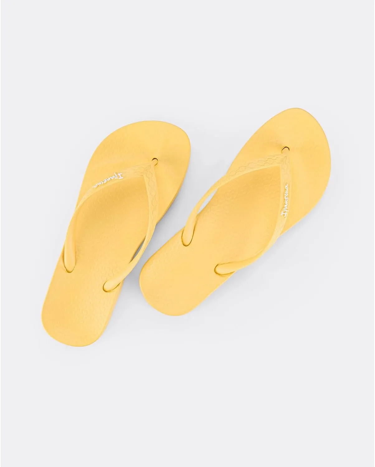 Ipanema Ana Collection Flip Flops for Women, Cute Comfortable Brazilian Beach Sandals
