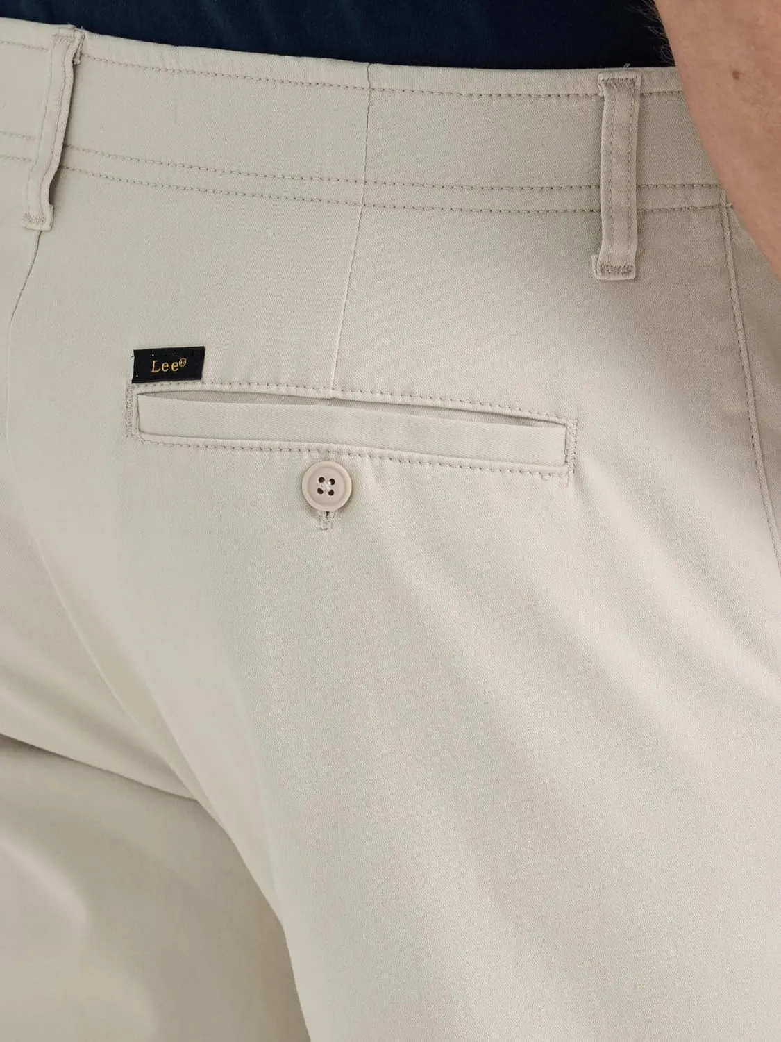 Lee Men's Extreme Motion Flat Front Regular Straight Pant