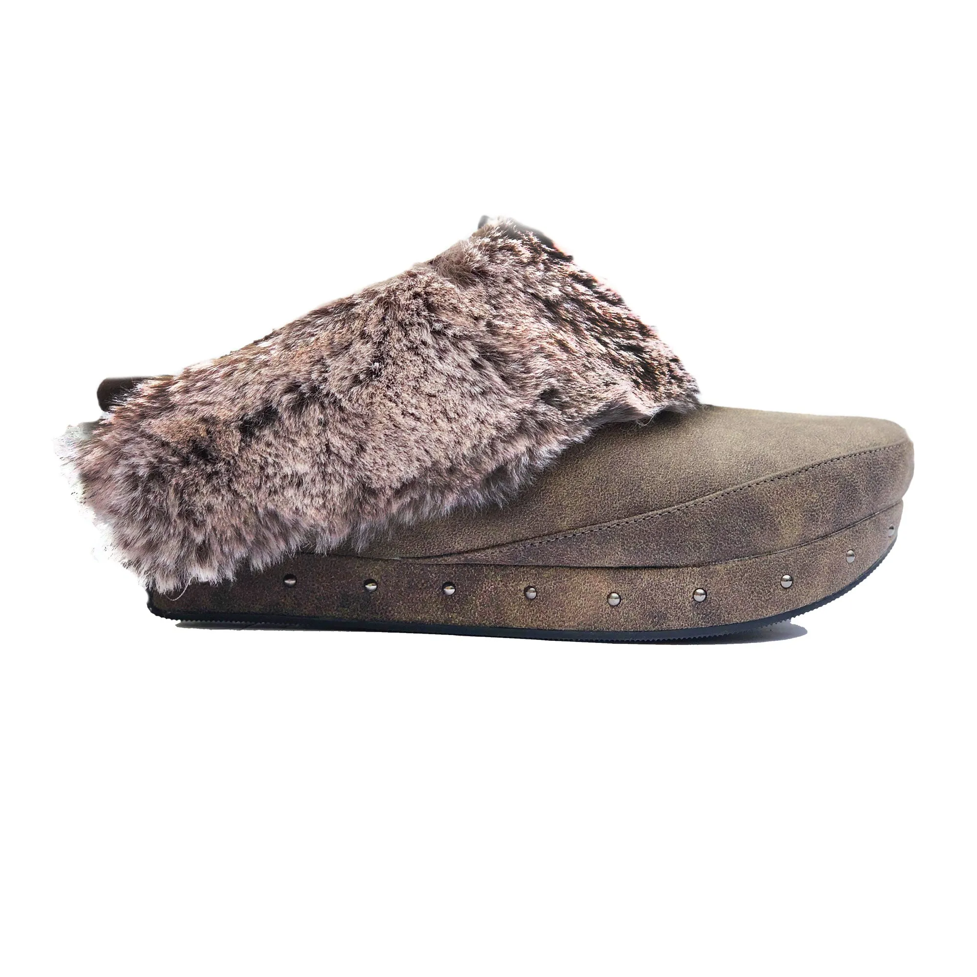Neva 2 - Brown flips to Gray Fur