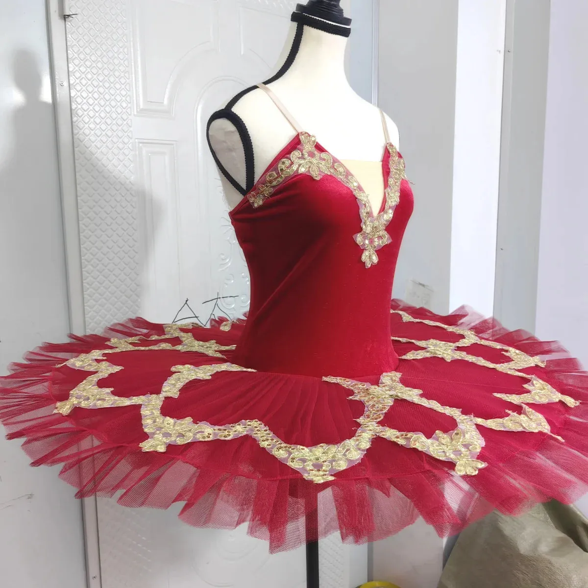 Red Ballet Tutu Skirt Velvet Top Professional Dance Costume White Swan Lake Performance Outfit
