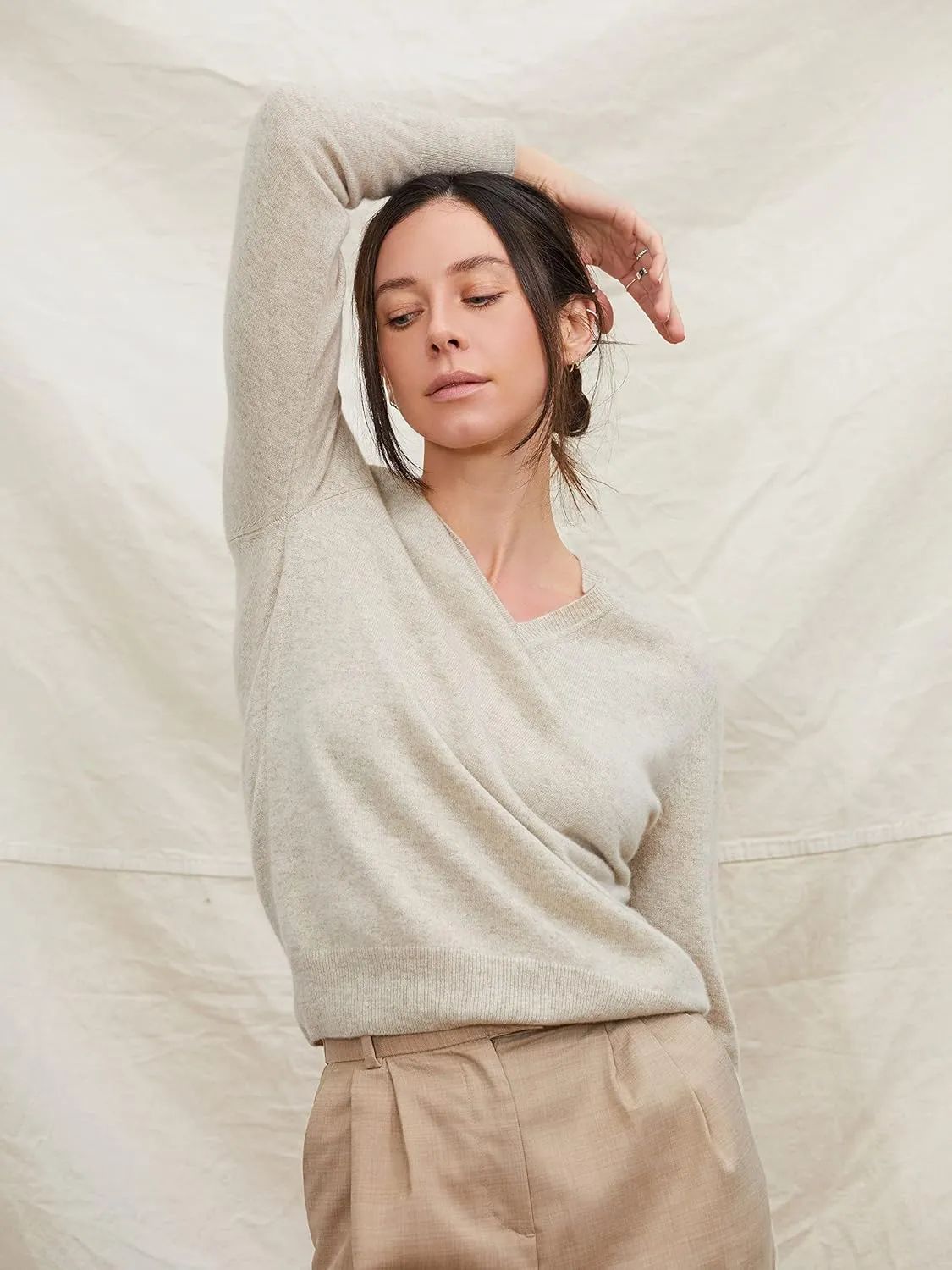 State Cashmere Women’s Essential V-Neck Sweater 100% Pure Cashmere Classic Long Sleeve Pullover