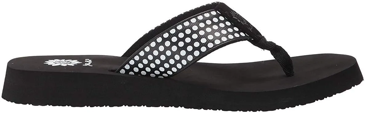 Yellow Box Women's Fromy Flip-Flop